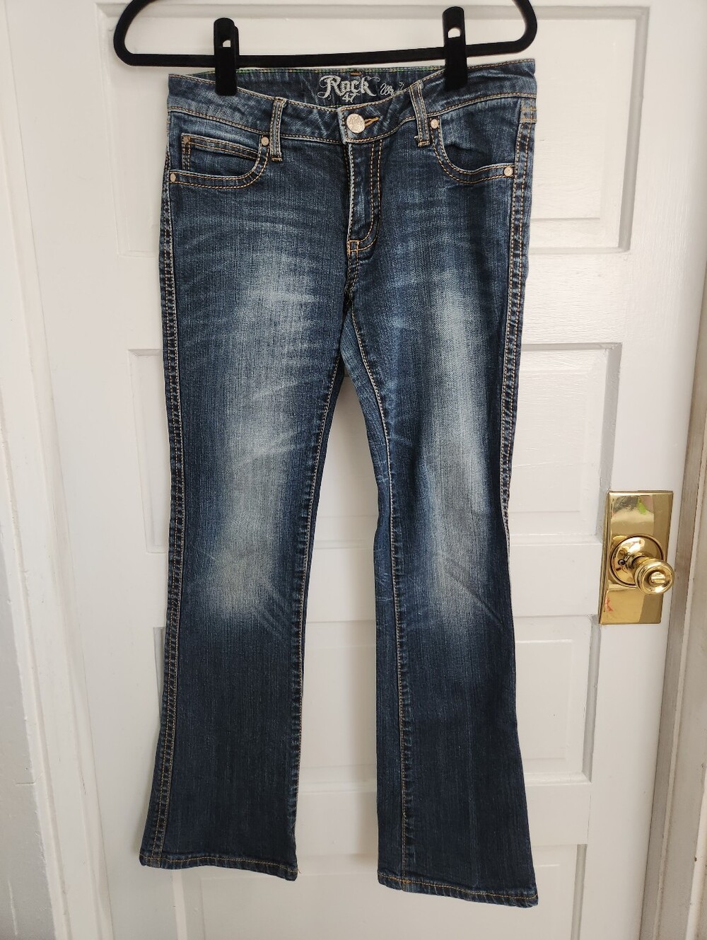 Womens Size 8 Rock 47 Wrangler Distressed Medium Blue Flare Jeans